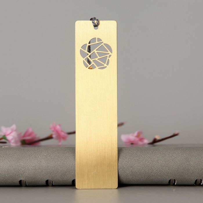 Hollow Plum Blossom